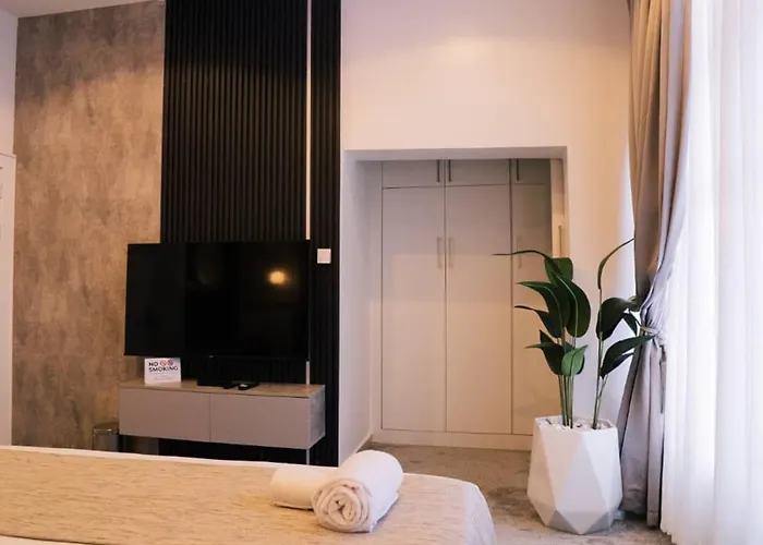 Urbanedge Hotel