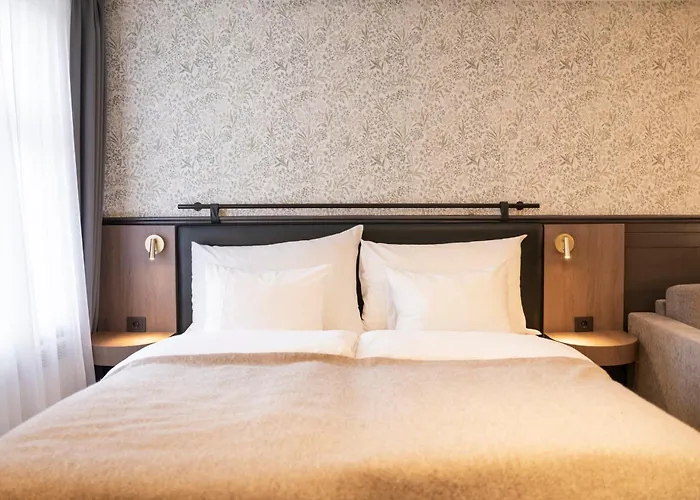 Home Hotel Hammer