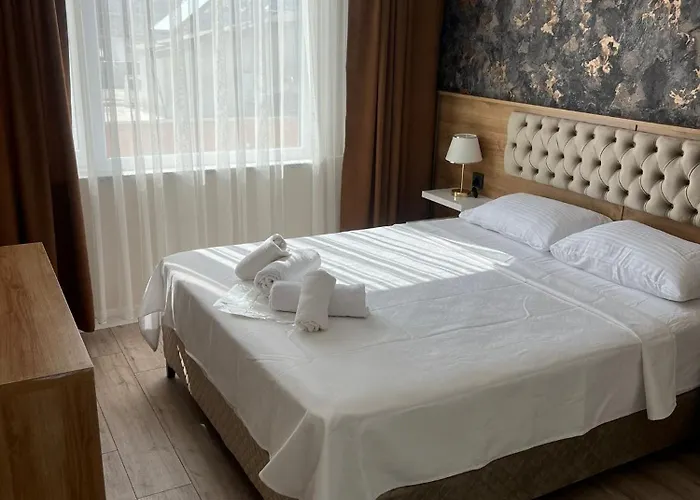 Cam Otel