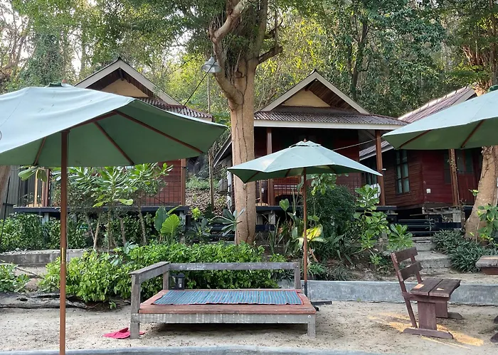 Tipthong Hut - Tropic Garden Resort