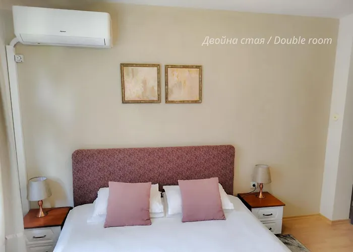 Petkov Family Hotel - Self Check-In
