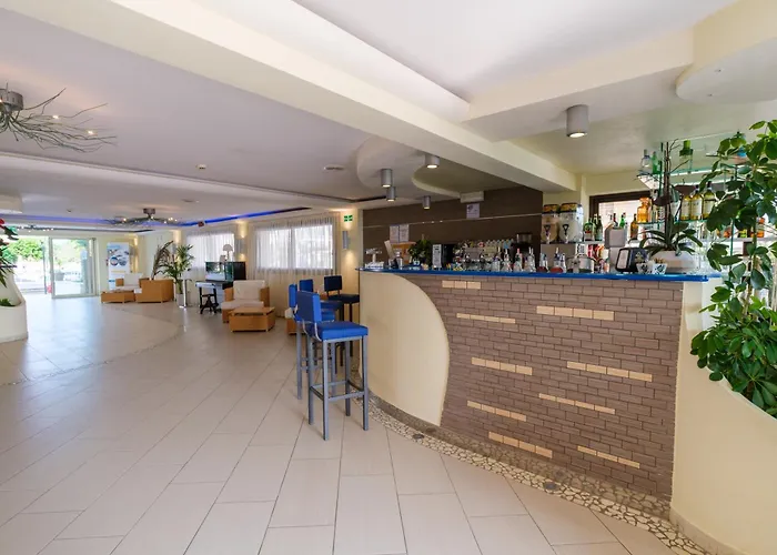 Hotel Classic - Azzurro Club
