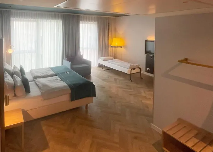 Holiday Inn - The Niu, Flower Konstanz By Ihg