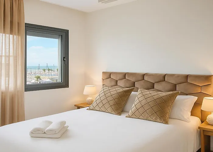 Cosy Ensoleille 2Ch Proche De Mosquee Hassan II Et Corniche
