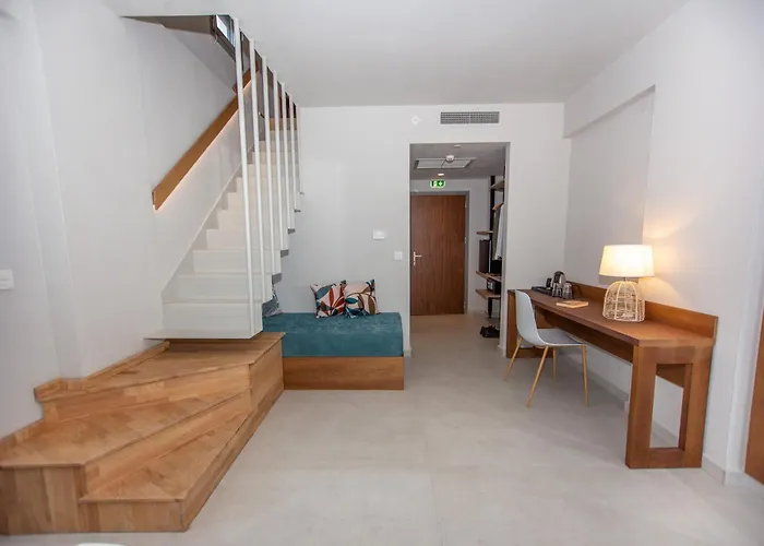 Konpolis Suites - Adults Only Over 12