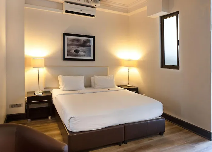 Parade Hotel