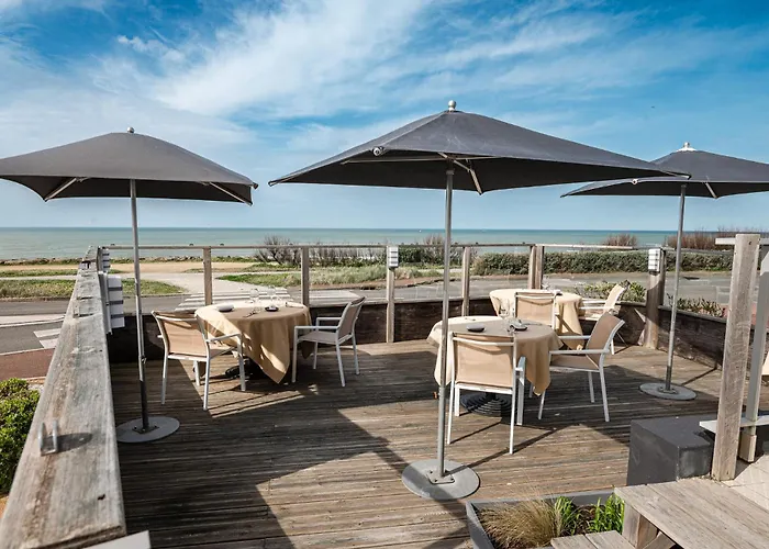 Logis Hotellerie Les Brisants , Restaurant J M Perochon
