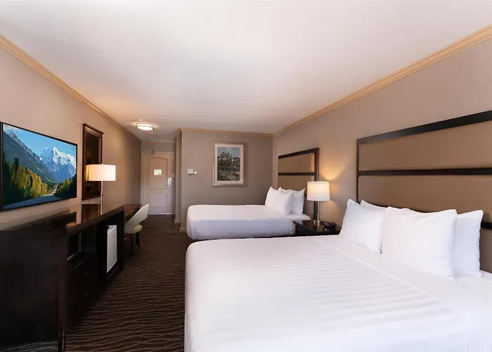 Prestige Radium Hot Springs Resort, Worldhotels Crafted