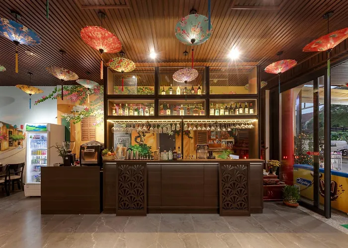 Tam Coc Center Luxury Hotel & Villa