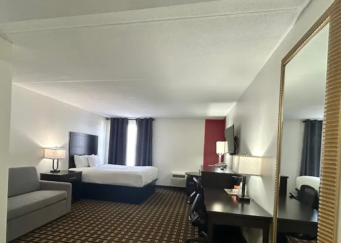 Travelodge By Wyndham Lindsay