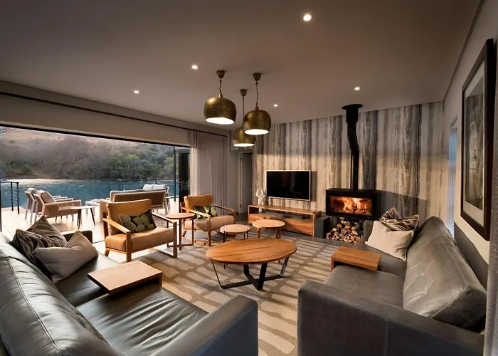 Riverhorse Lodge