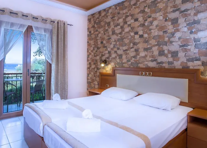 Castello Rosso Hotel
