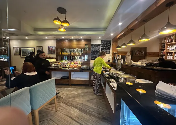 Hotel Middle Path&Spa