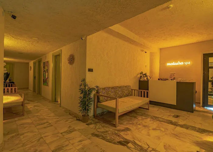 Enki Spinoza Thermal Resort Hotel