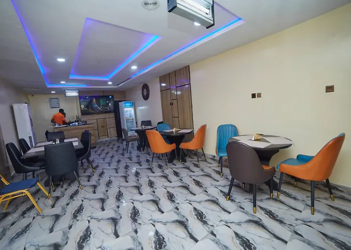 Masters Class Hotel