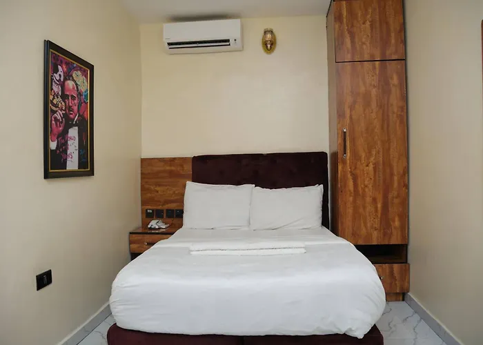Masters Class Hotel