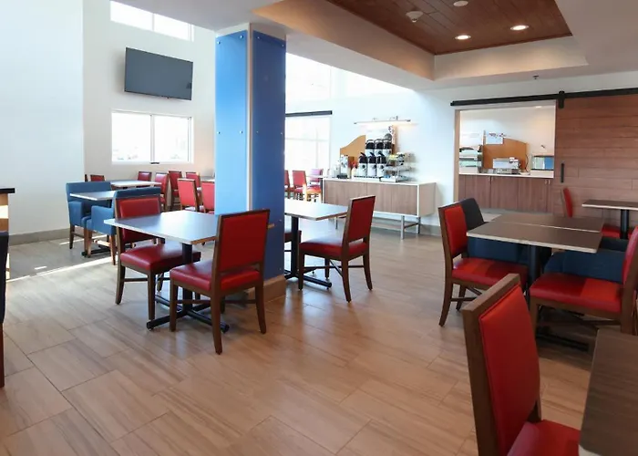 Holiday Inn Express Hotel & Suites Cincinnati Southeast Newport By Ihg