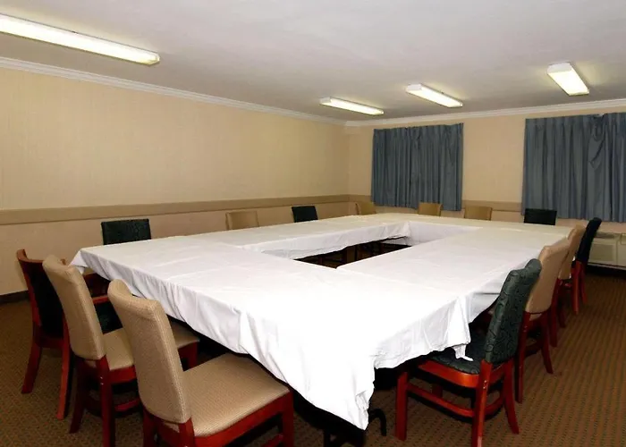 Quality Inn Near City Of Hope