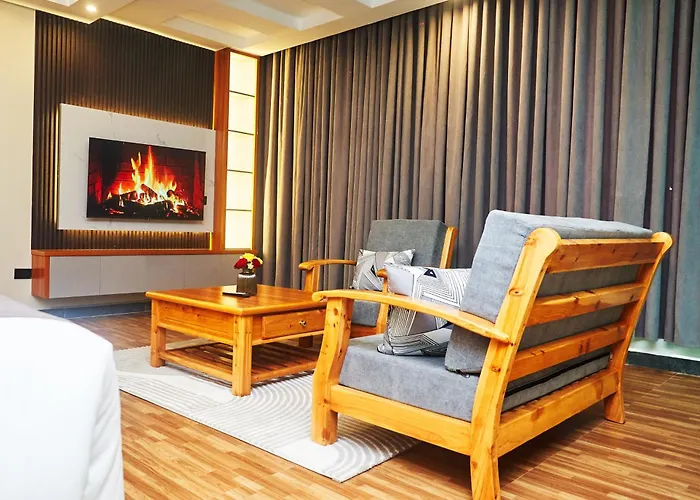 Tha Nickolee Hotel