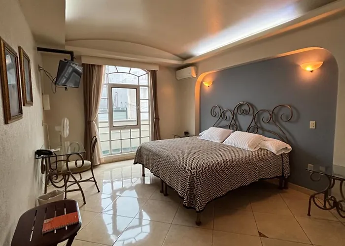 Hotel Plaza Ejecutivo