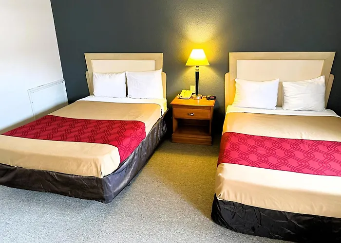 Econo Lodge Drums