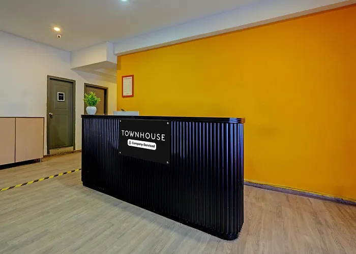 Super Townhouse Ramamurthy Nagar Formerly Navya International