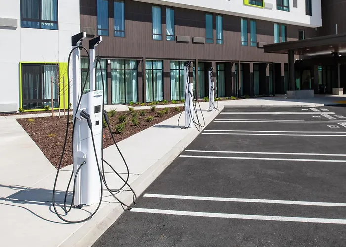 Courtyard By Marriott Modesto North