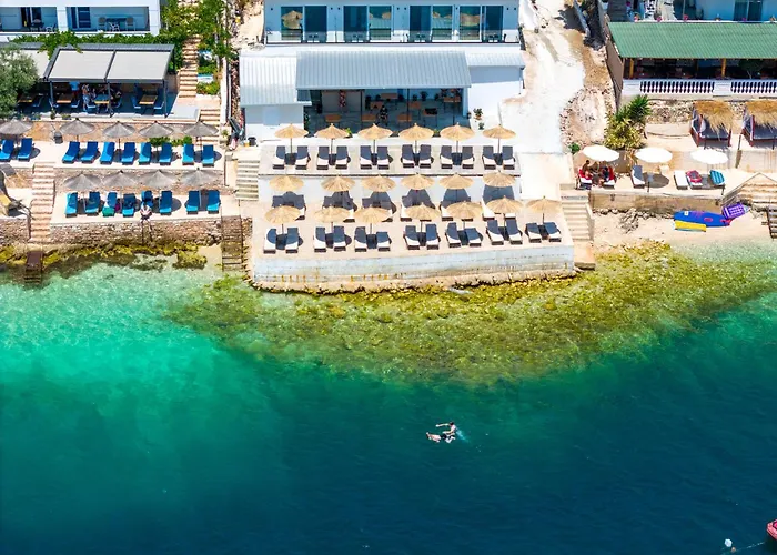 Lluka Sea Side