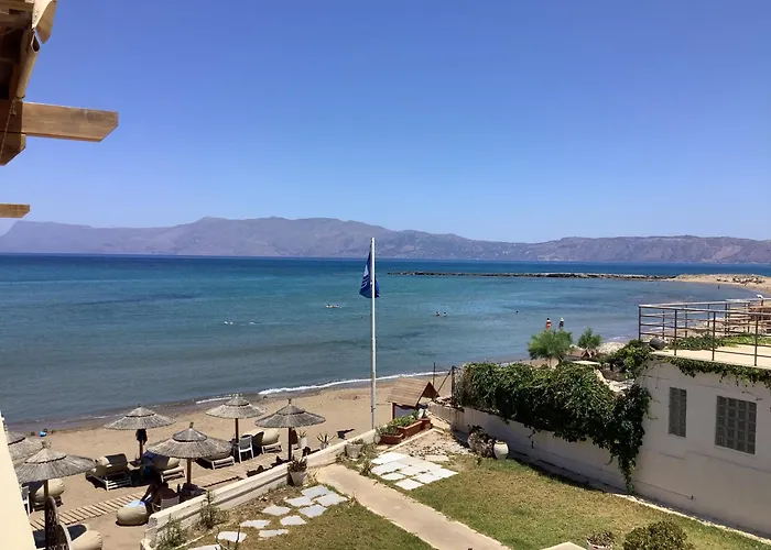 Molos Beach Rooms