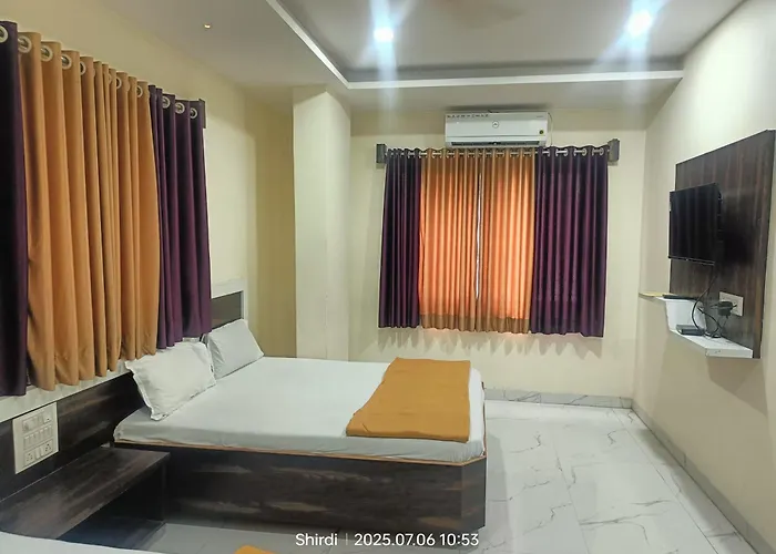 Hotel Sai Viraj Palace