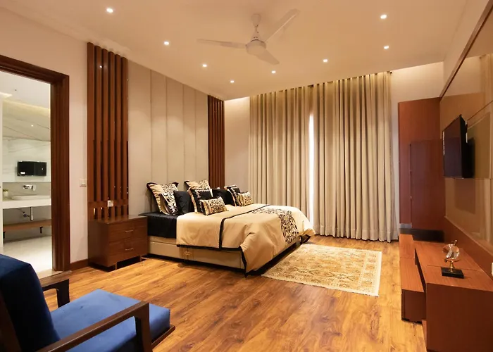 Fab Hotel Seven Inns Near New Delhi Airport