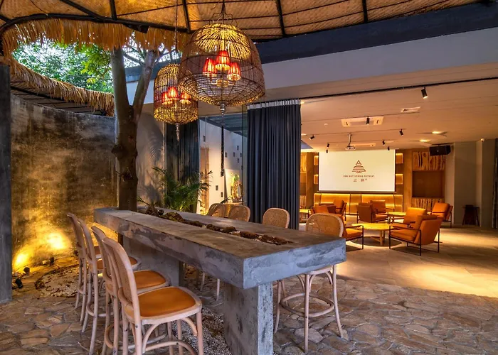Qingyuan Zhilin Hot Spring Bed And Breakfast