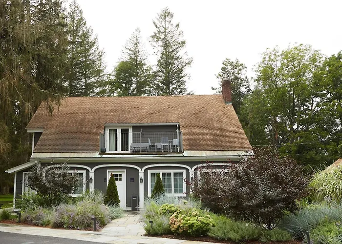 Hasbrouck House
