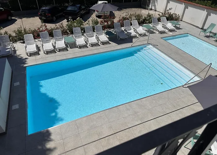 Pater Apartments And Rooms