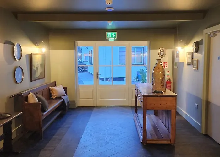 Doonmore Hotel, Bar & Restaurant