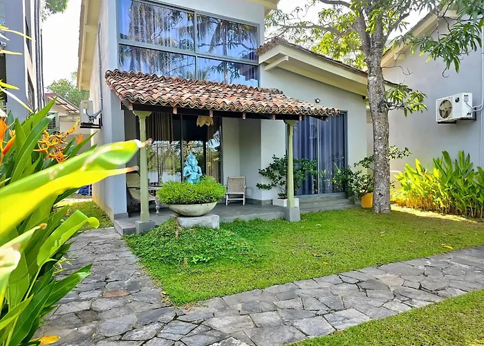 Nuraai River Chalets