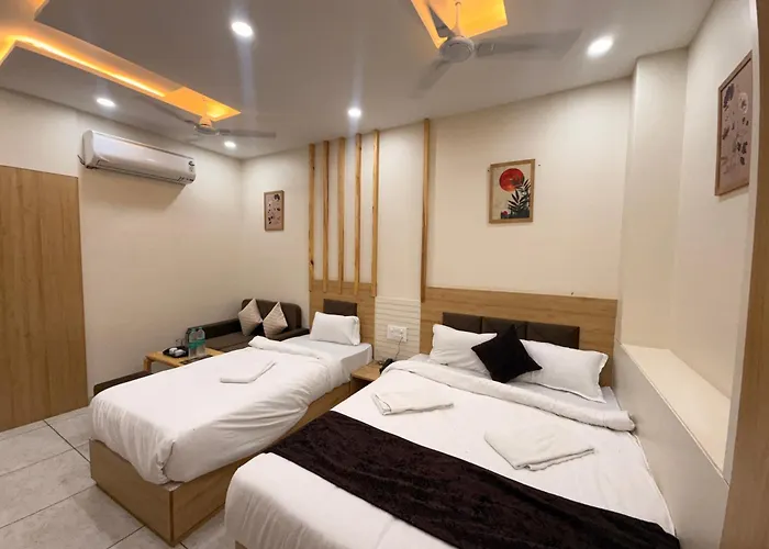 Hotel Kusum Kunj