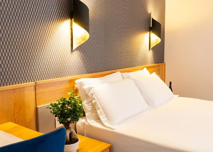 Hotel Diana