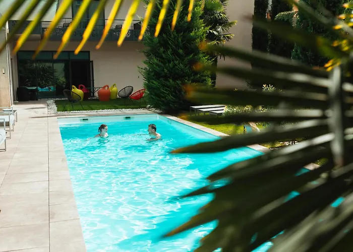 Logis Hotel Victor Hugo & Spa
