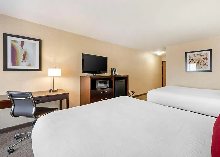 Best Western Plus Howe Inn