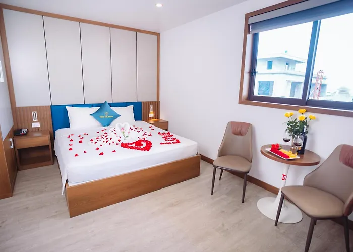 Crystal Holiday Ha Long Hotel