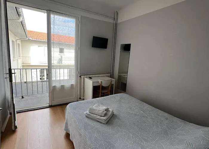 Hotel La Pergola - Centre Ville