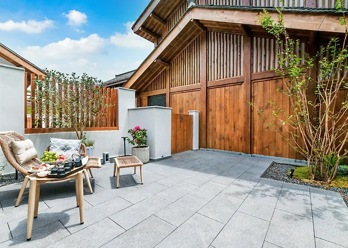 Yue Yin Resort Hotel