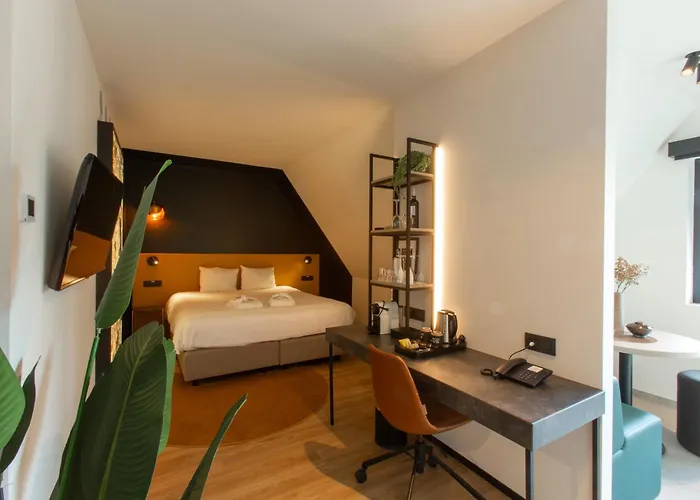 Ariane Hotel