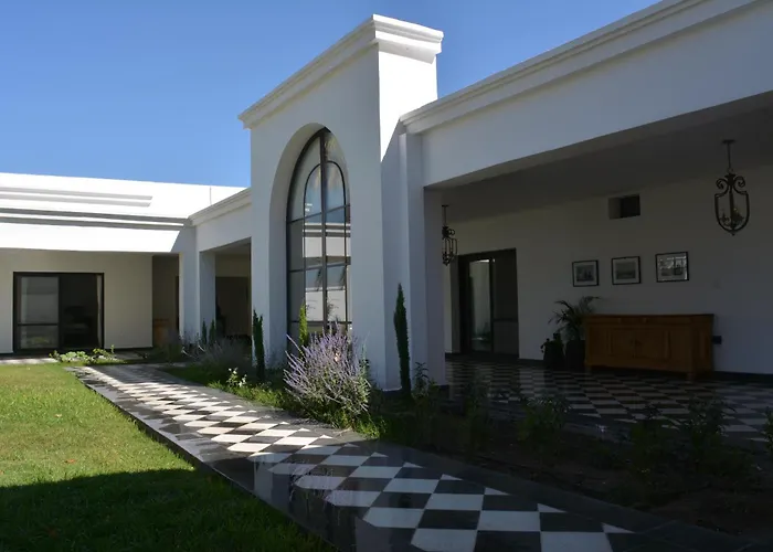Viamonte Winery Lodge