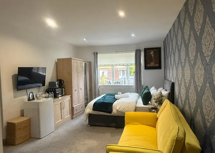 Eastern Bridge Rooms