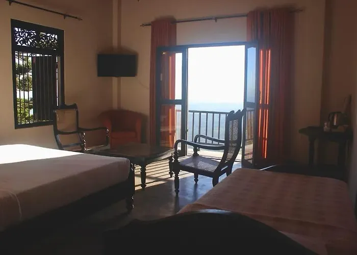 Hotel SkyFall