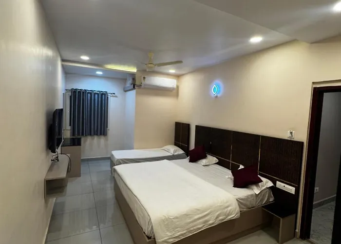 Hotel Sri Deepthi Lodge