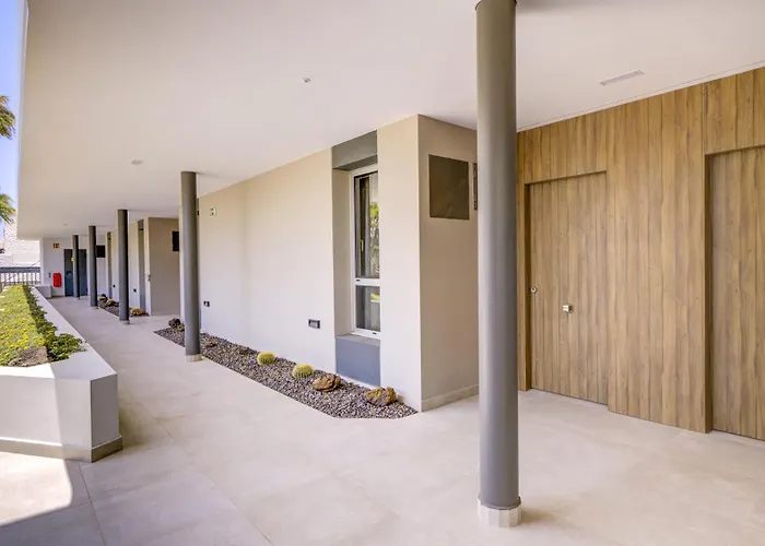 Calm Beach Apartments