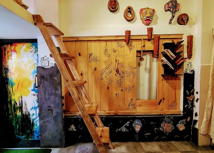 Nirman Homestay 5 Minutes Walk To Beach